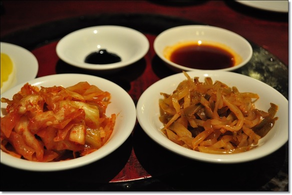 홍대맛집/마오★ 밀전병에 싸먹는 북경오리를 홍대마오에서 맛보다~~ 블랙데이엔 짜장면멱는날~~