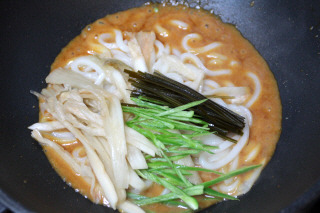 된장의 깊은 맛이 우동속으로 - 된장볶음우동