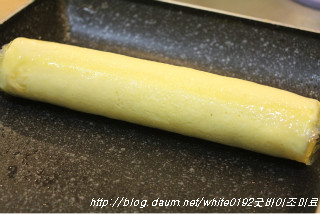 냉동실 찬밥만 있음..<15분도 안 갈리는 계란말이 김밥 >