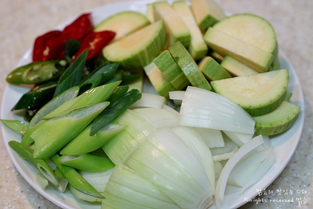 명란젓두부찌개!! 양보할 수 없을만큼 맛있어~