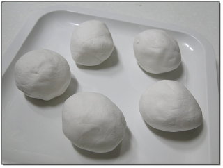 고향의 맛~ 구운 떡으로 만든 굴떡국