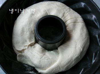 고구마가 콕콕~쌀가루로 만든 메이플 스월
