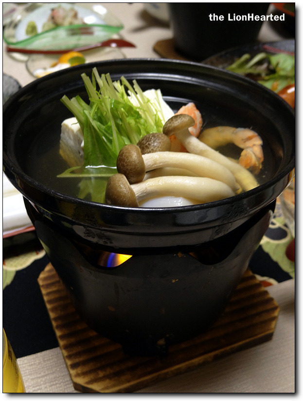 [다케토리테이 마루야마 (竹取亭円山)] 카쿠야히메와 달을 테마로 한 료깐의 계절의 재료로만 만드는 가이세키요리 [c