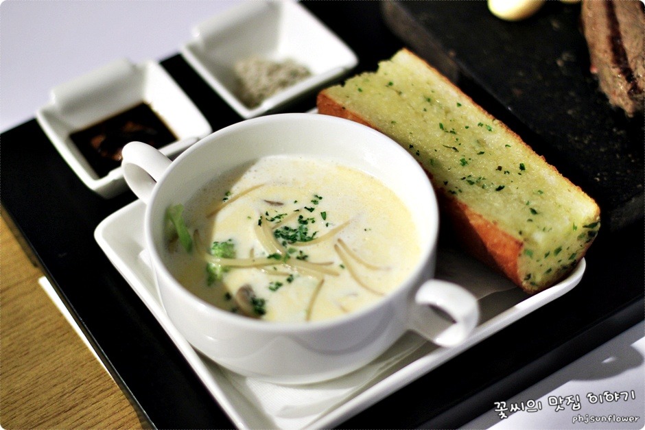 교대맛집-돌판위에서 스테이크가?맛도 좋고 분위기도 좋은-트레비파스타