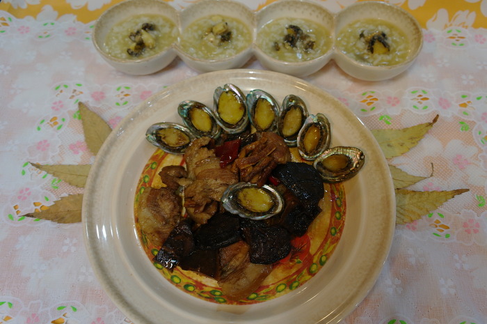 전복죽집에서도 맛볼수 없는 전복볶음 .전복죽