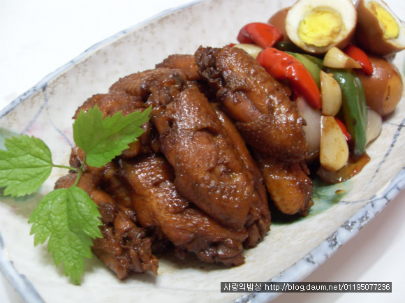 편식쟁이 아이도 반한 밑반찬! 부드러운 닭날개장조림>_