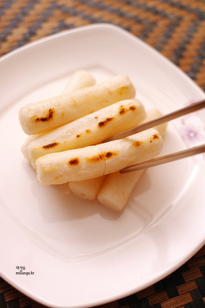 하얀 기름떡볶이
