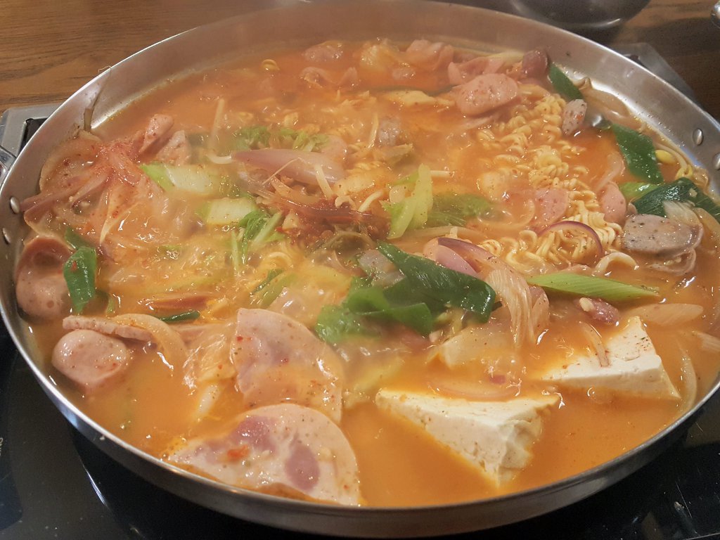 경기도 안양시 평촌역 맛집 착한식당 햄바라기 평촌본점 수제햄 부대찌개