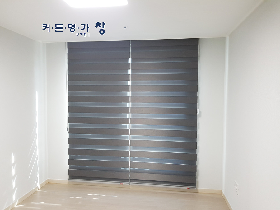 구미커튼 구미블라인드 구미형상기억커튼 선산노블리안 작은방에 암막콤비 설치한 모습 구미커튼명가 창 구미점