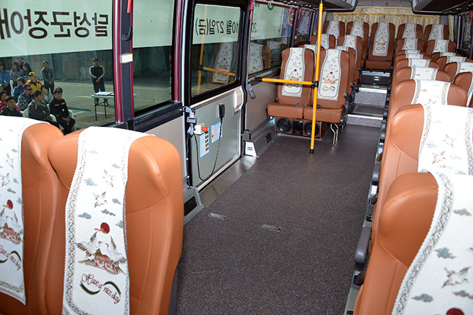9964D1335A0A3E4C044749