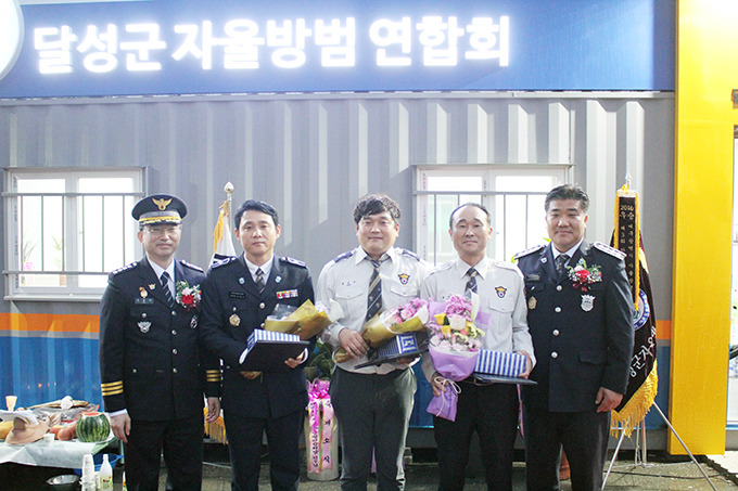 99999C3D5AFB87EC08415A